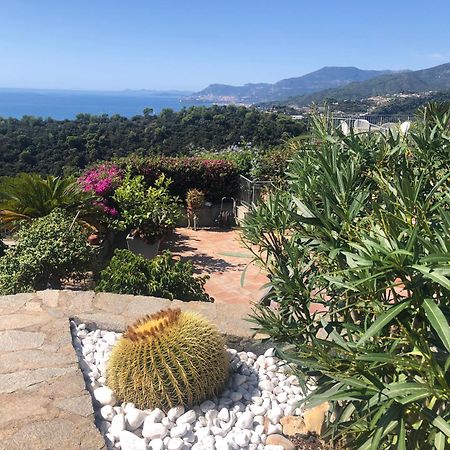 Villa Montefontane Camporosso  Luaran gambar